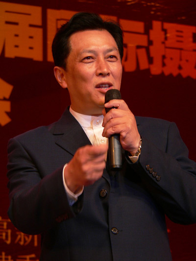 唐國強
