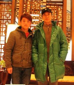 江濤與殷珊合影