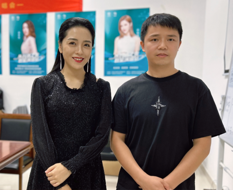 沈丹丹大圖